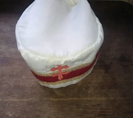 Chapéu cruz grau 33