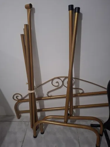 Arara Dourada