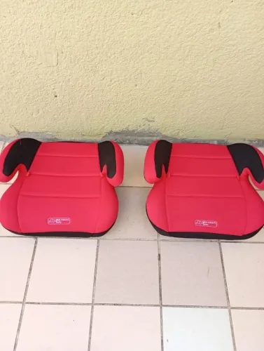 Assento Infantil para Carro Multikids Baby - 15 a 36kg cada uma 60 reais