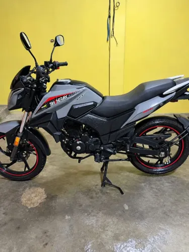 Vendo moto shineray 150 pra bairro ou interior 9mas informações pv. Contato *