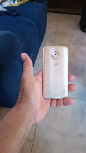 Moto G7 play