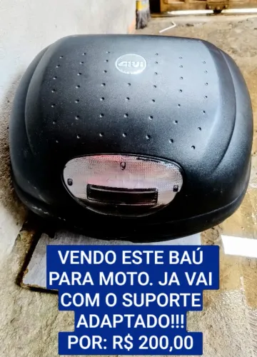 VENDO UM BAÚ DE MOTO: R$ 200,00