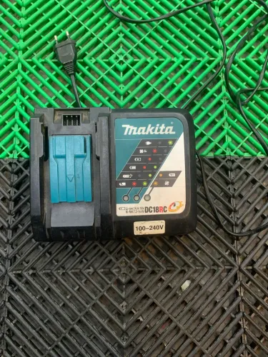 Carregador de bateria makita 100-240v