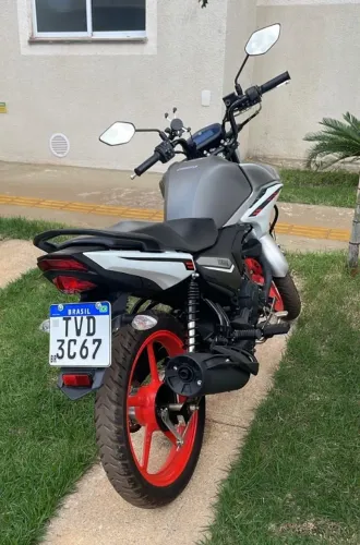 Yamaha Factor 150 DX 2026 - 1100 km - Como nova - Urgente