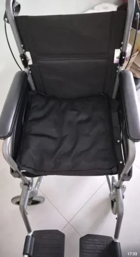 Cadeira de Rodas + Acessórios para melhor comodidade da marca Mobil