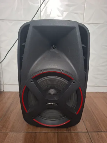 Caixa Mondial 550W RMS Bluetooth