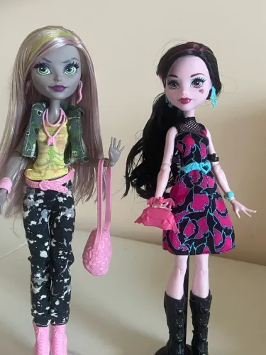 Monster High Draculaura e Moanica