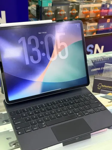 iPad Pro (12,9 pol) (6ª geração) 512GB
