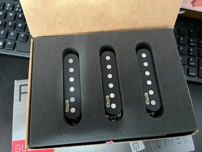 Set de Captadores ativos EMG, Modelo Crossroads, praticamente novos!!