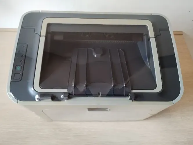HP LaserJet P1505n