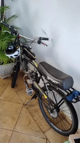 Bicicleta com Motor Sport - Pouco Uso, Acompanha Capacete e Documentos