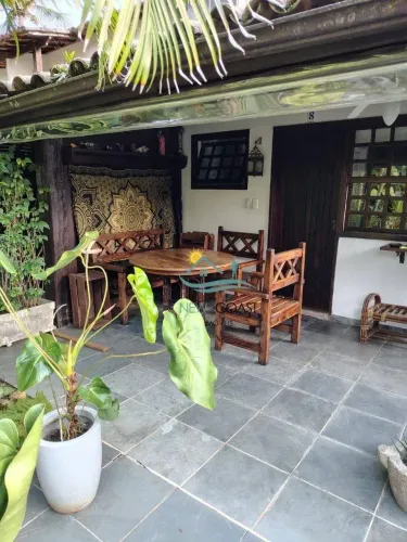 CASA EM CONDOMÍNIO FRENTE AO MAR À VENDA EM BOIÇUCANGA
