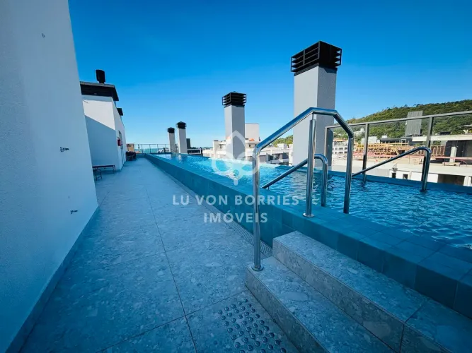 Apartamento à venda no bairro Jurerê - Florianópolis/SC