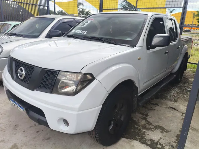 Nissan Frontier LE Attack CD 4X4 2.5 TB Die.aut 2013