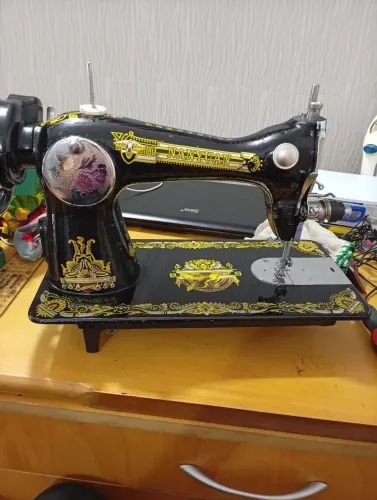 Vendo máquina de costura