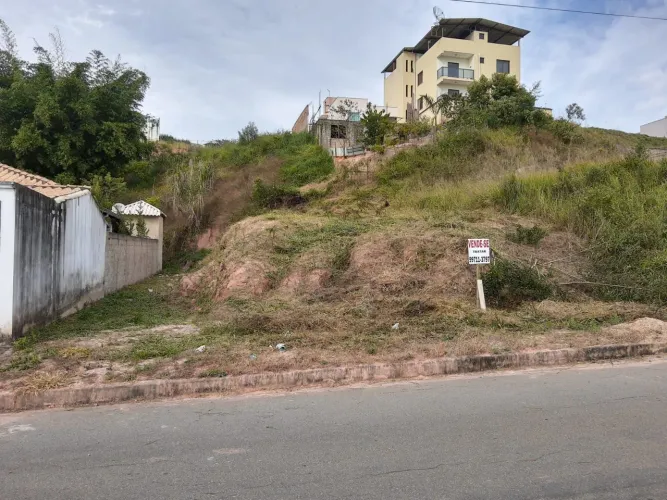 VENDO LOTE : SAO GONÇALO DO RIO ABAIXO
