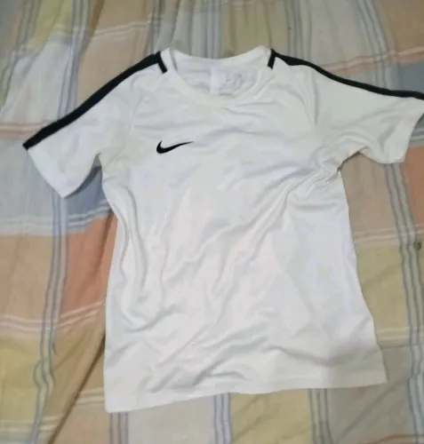 camisa nike dri fit academy branca infantil