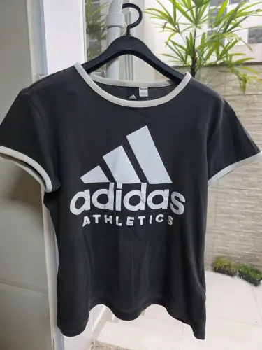 Camiseta Adidas