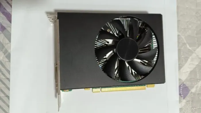 Placa de Video Nvidia RTX 1660 Super Single Fan