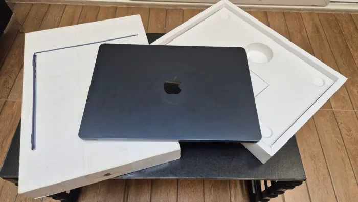 Macbook Air 15 M3 24GB 512GB