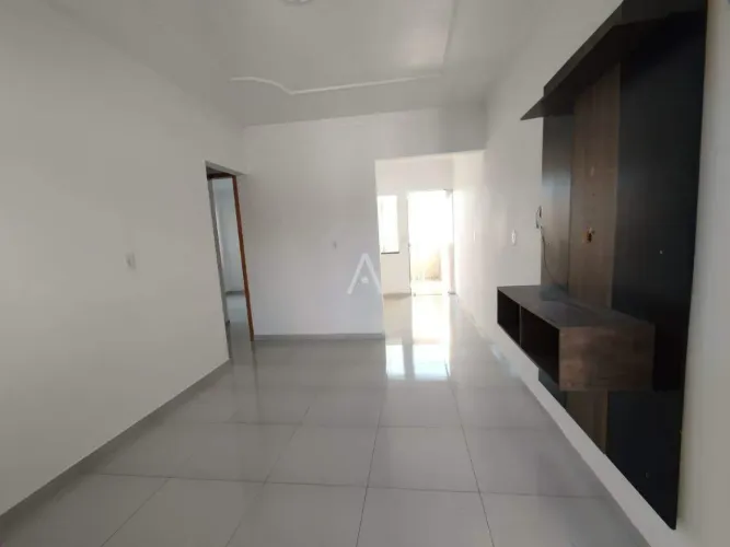 Casa Residencial 2 quartos à venda no Bairro INTERLAGOS em CASCAVEL por R$ 280.000,00
