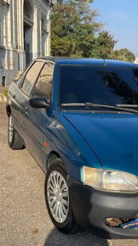 Ford Escort GL 1.8i 16V 4P 1997