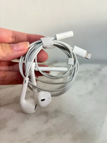 Fone Apple Original com fio Lightning