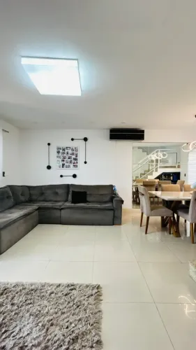 Casa em Condomínio à venda no Recreio dos Bandeirantes, Rio de Janeiro 4 quartos 200m²