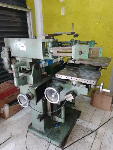 Máquina Pantográfico tridimensional excelente estádo.