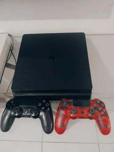 PS4 slim destravado 1 t de memória