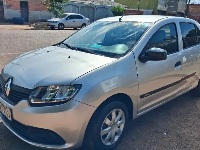 Renault Logan Authentique Hi-flex 1.0 16V 4P 2015
