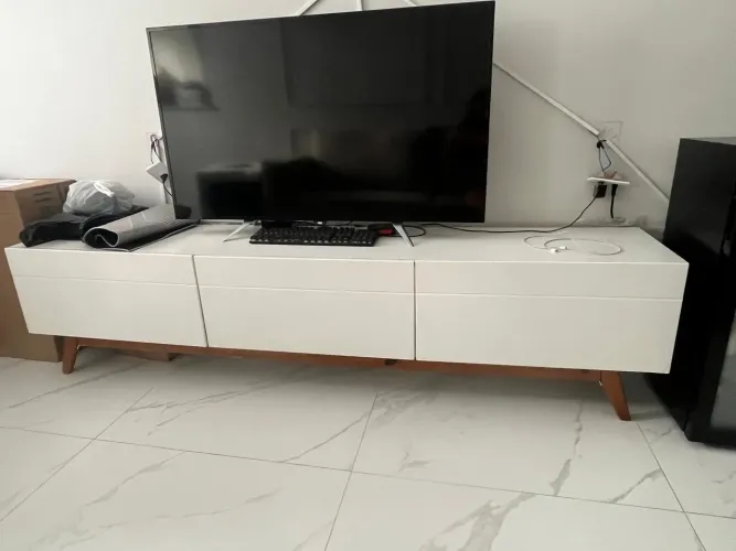 Rack para TV 50 com 3 gavetas grandes