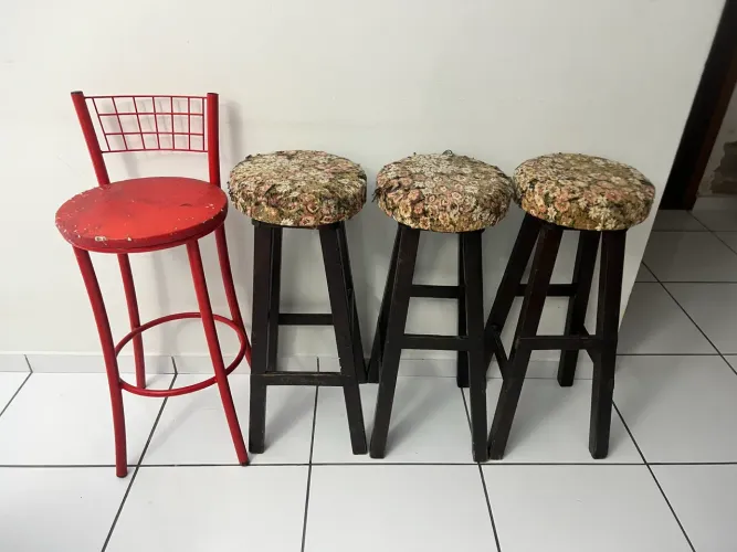 Banquetas Altas