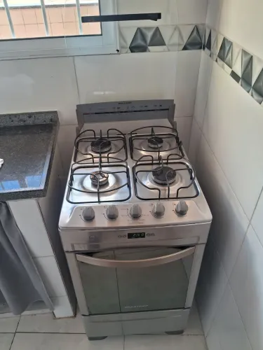 Fogão elétrico 4 bocas inox - Brastemp 