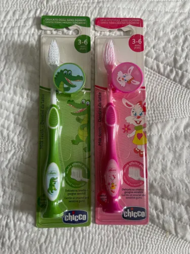 Escova de dente chicco