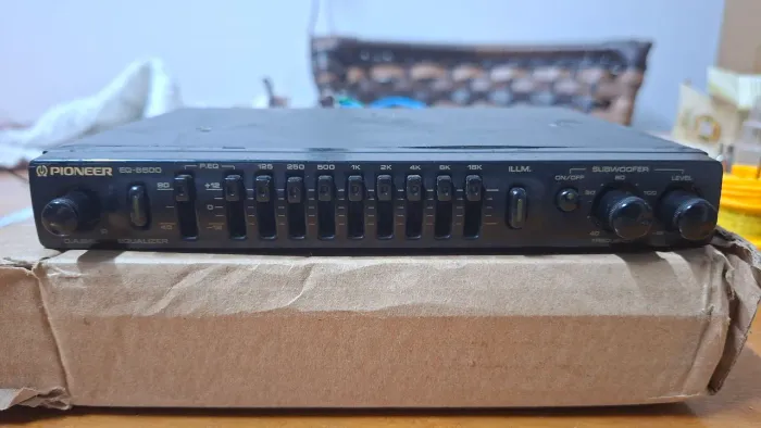 Equalizador Pioneer EQ-6500