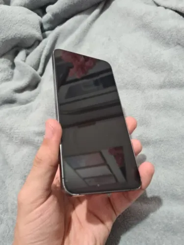 S24 plus 256 gigas 12 de memória celular muito rápido ótimas câmeras