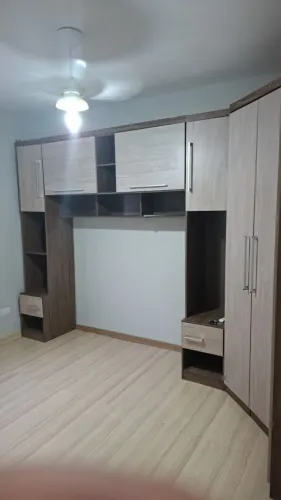 Apartamento semimobiliado