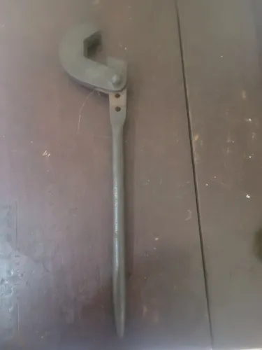 Chave para tubos antiga 