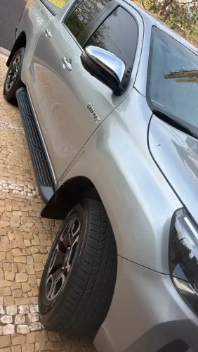 Toyota Hilux CD SRX 4X4 2.8 TDI 16V Diesel Aut. 2022
