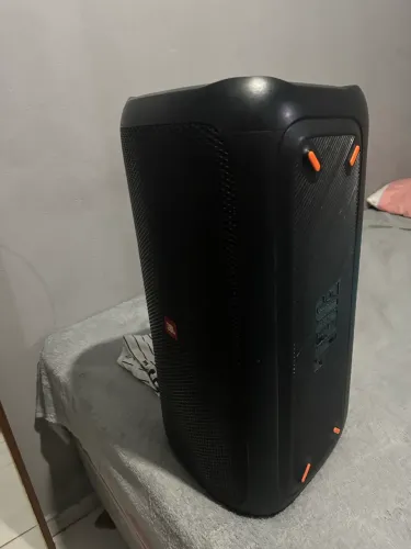 Jbl partybox 100 vendo ou troco por iPhone mais torna