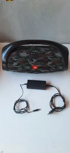 CAIXA JBL BOOMBOX