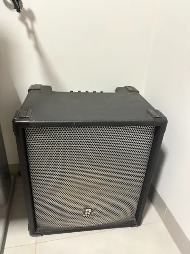 Amplificador Staner BS 150 Cubo Contra Baixo
