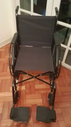 Cadeira de rodas dobrável CDS