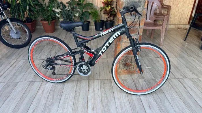Vendo bike aro 26 ? 700 reais
