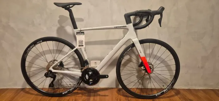 Bike speed Cannondale SuperSix evo 3 105 Di2