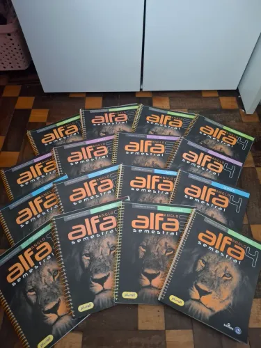 Combo de livros de 4 matérias Anglo ensino médio