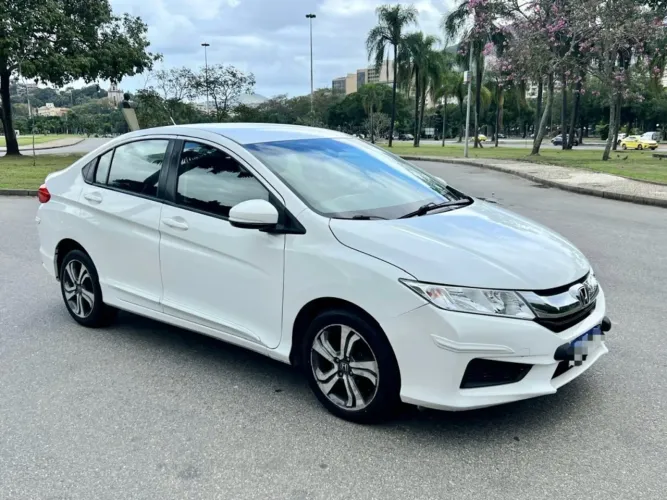 Honda City Sedan LX 1.5 Flex 16V 4P Aut. 2016