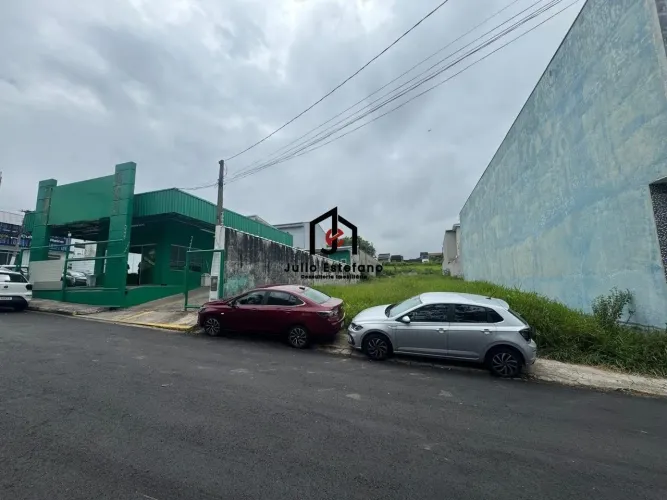 Terreno Comercial c/ área de 600,00² no bairro Vila Verde em Pindamonhangaba