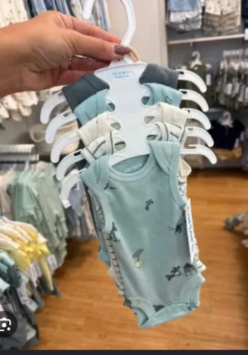 Roupinhas Carters